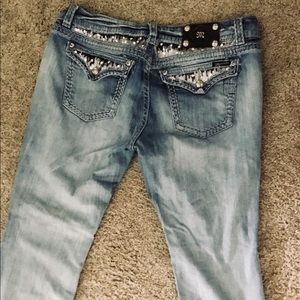 Women’s Miss Me jeans